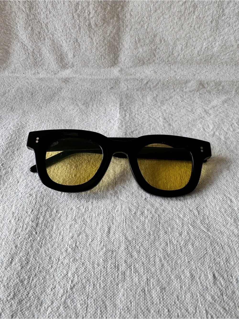 AKILA Black Sunglasses with Yellow Lenses